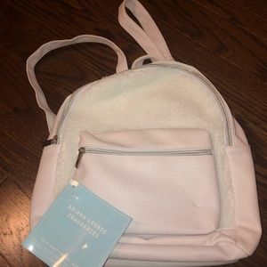 Ariana Grande cloud backpack